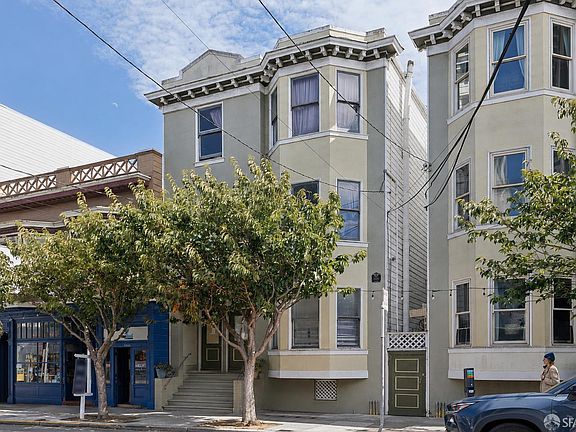 3rd image of 3825-3829 24th St
