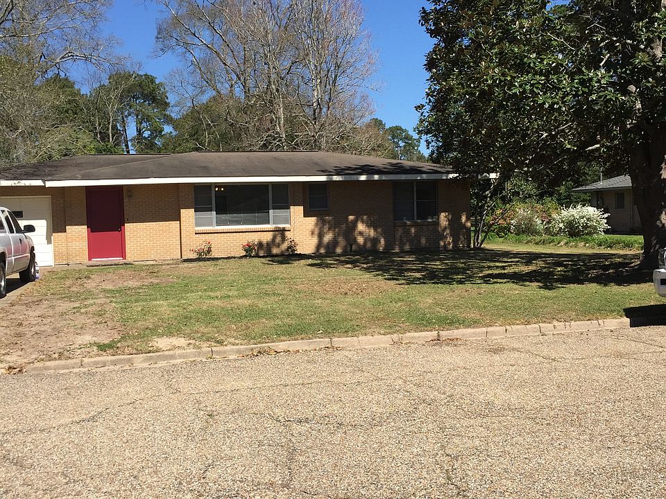 1st image of 210 W Andrus Ave