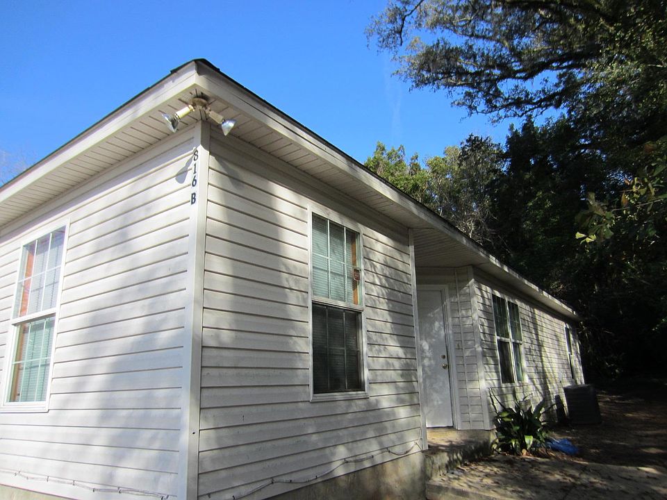 1st image of 816 Putnam Dr
