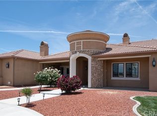 7354 Royal View Ln, Oak Hills, CA 92344