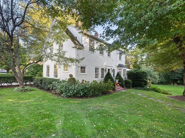 11 Ship Yard Ln, Duxbury, MA 02332