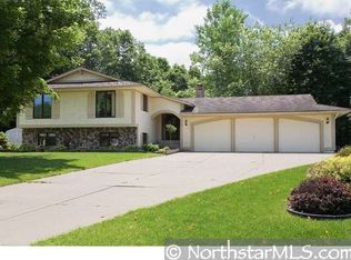 5809 Amy Ln, Maple Plain, MN 55359
