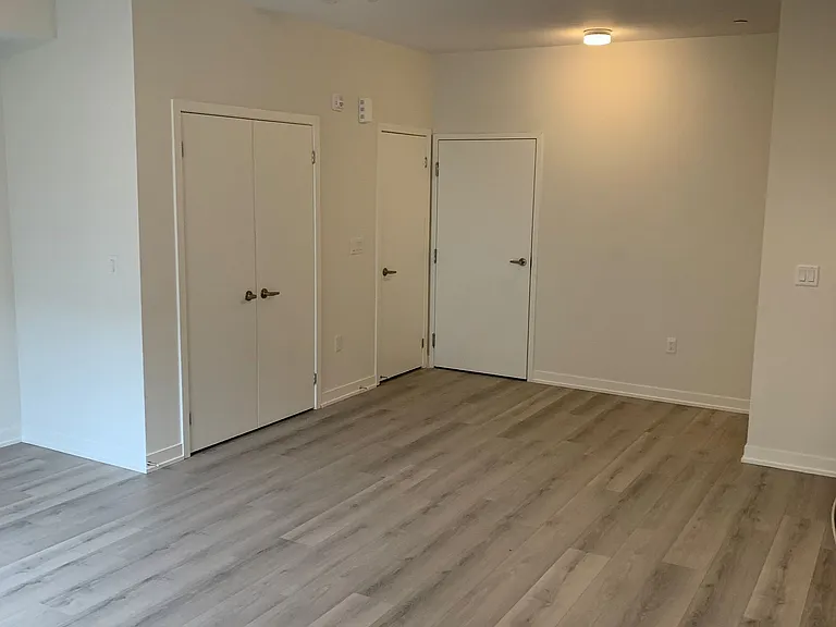 3556 Colonial Dr W #5 — Photo 4