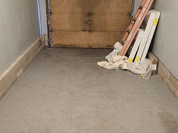 5th image of 4835 Lady Jane Ave