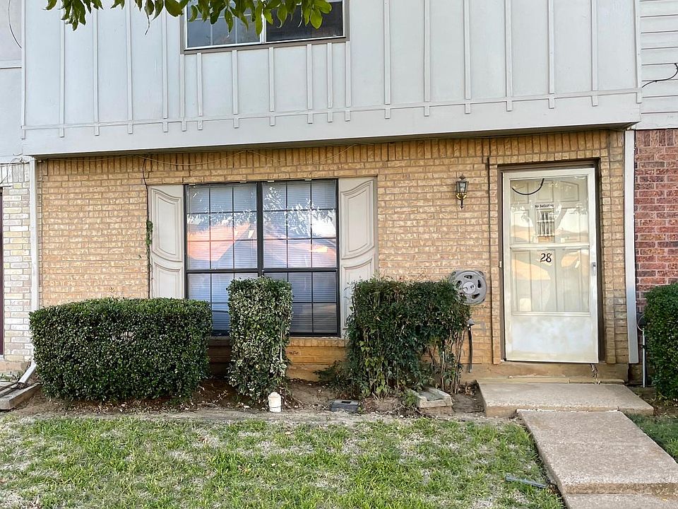 1st image of 28 W Creek Ln #2
