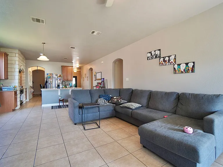 18621 Dry Pond Dr — Photo 8
