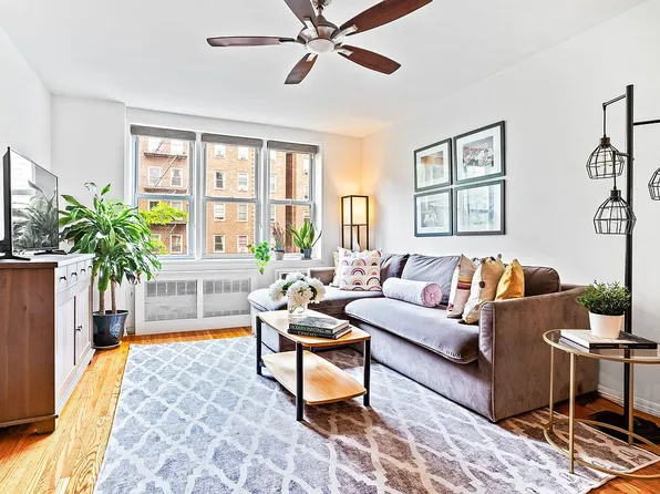 400 E 17th St APT 308, Brooklyn, NY 11226