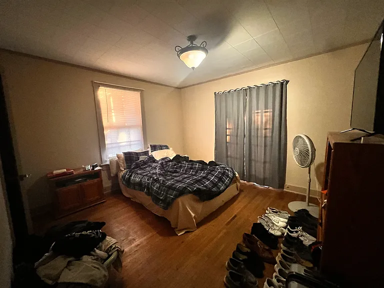 1319 S Fremont Ave — Photo 10