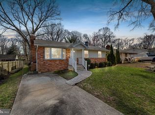 1071 Omar Dr, Crownsville, MD