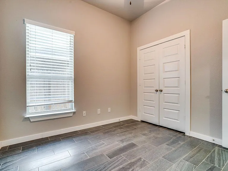 130 Hidden Springs Dr — Photo 12