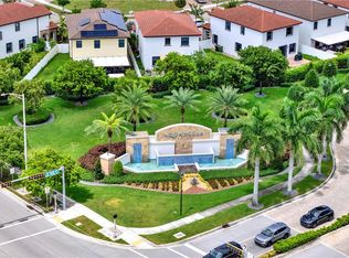 Aquabella, Hialeah, FL 33018