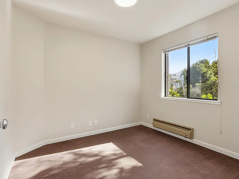 550 Church St #2 — Photo 13