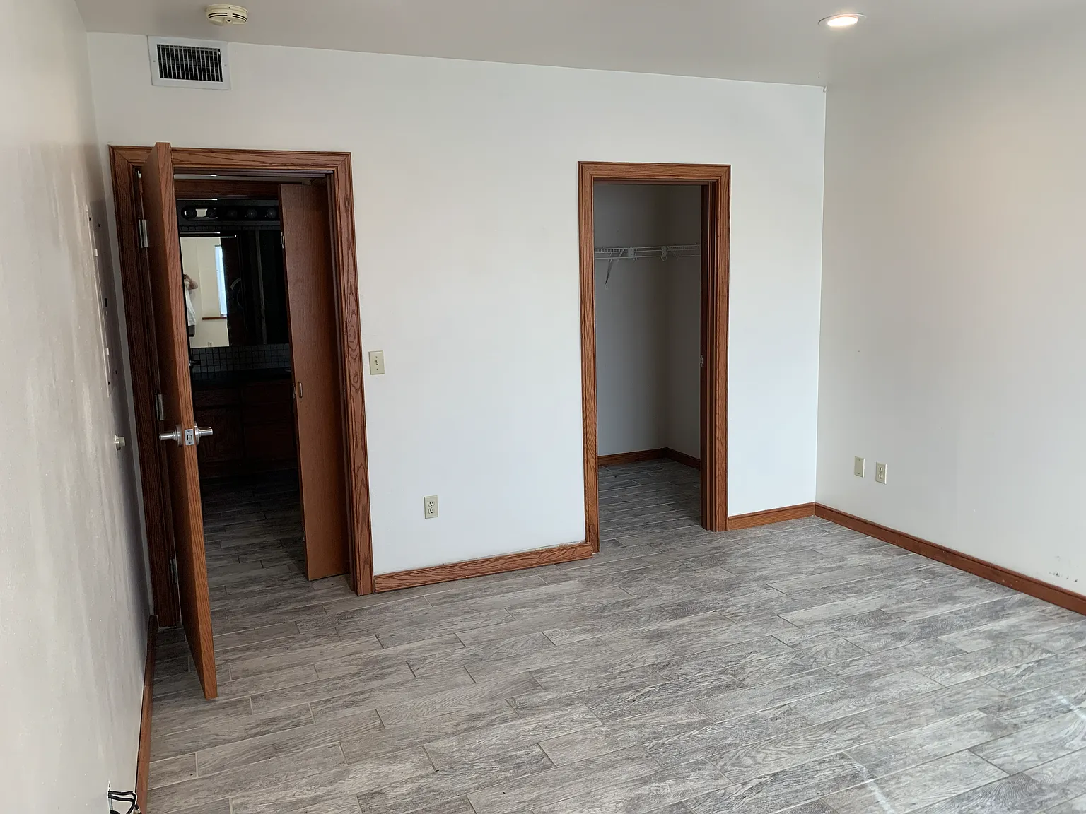 1 bed, 1000 sqft, $1,250 — Photo 4