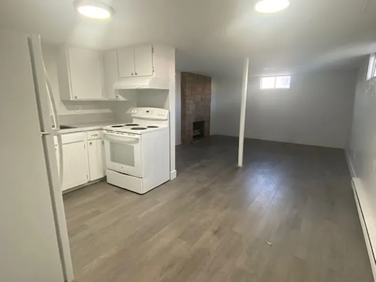 135 Davis Ave #3 — Photo 2