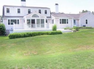 27 Riverside Dr, Norwell, MA 02061