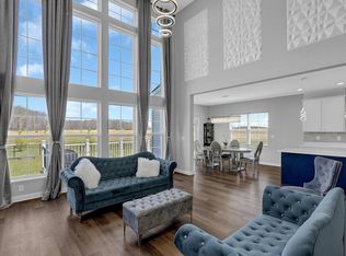 6037 Heather Ridge Dr, Delaware, OH 43015