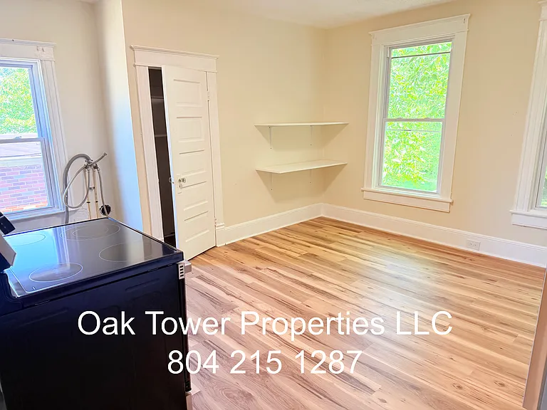 3301 Main St #B — Photo 8