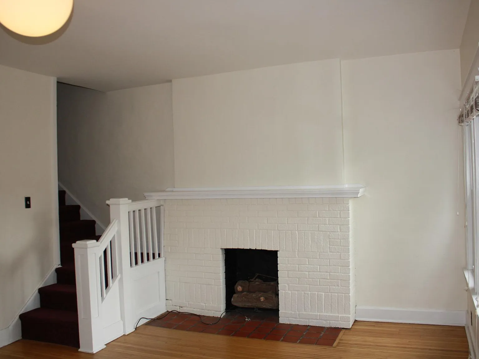 3 bed, 1.5 bath, 1753 sqft, $3,300 — Photo 2