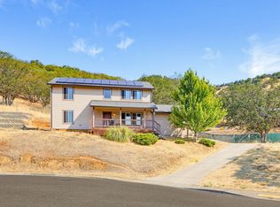 875 Jacoby St, Gold Hill, OR 97525