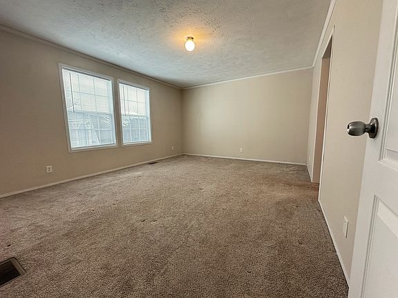 3rd image of 1150 Nicolson St #280
