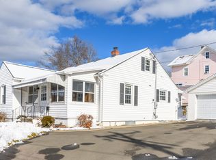 118 Washington Ave, Seymour, CT 06483