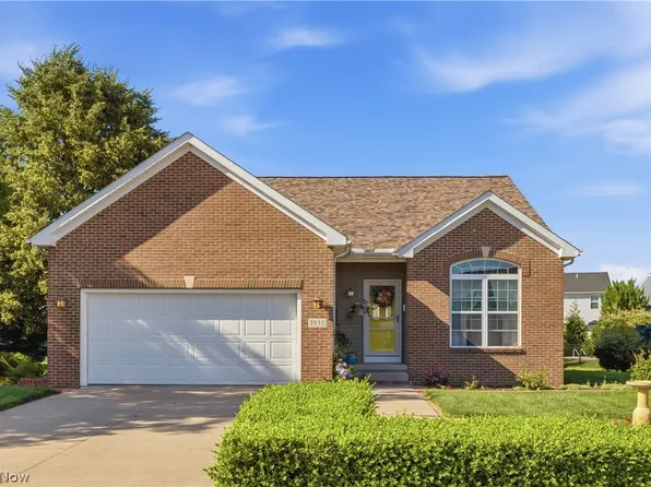 3932 Courtyard Dr, Lorain, OH 44053