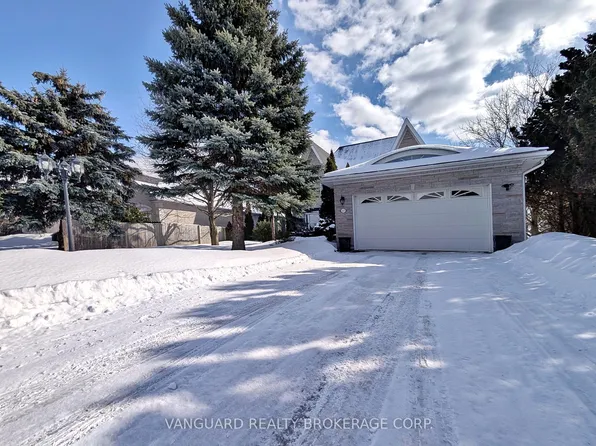 41 Cooperage Cres, Richmond Hill, ON L4C 9L6