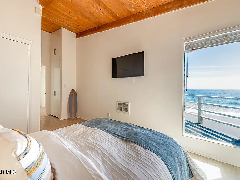 43300 Pacific Coast Hwy — Photo 19