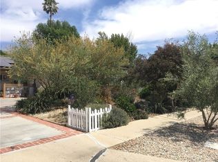 20209 Gresham St, Winnetka, CA 91306