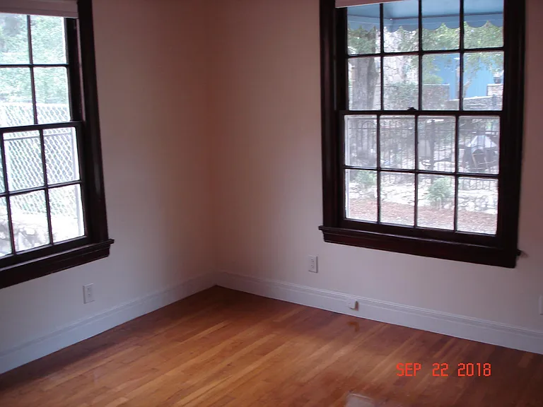 610 Cliff Dr — Photo 12