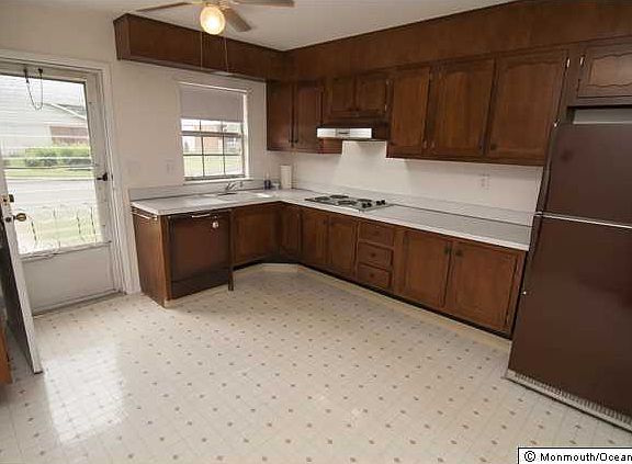 3rd image of 438 Portsmouth Drive #B