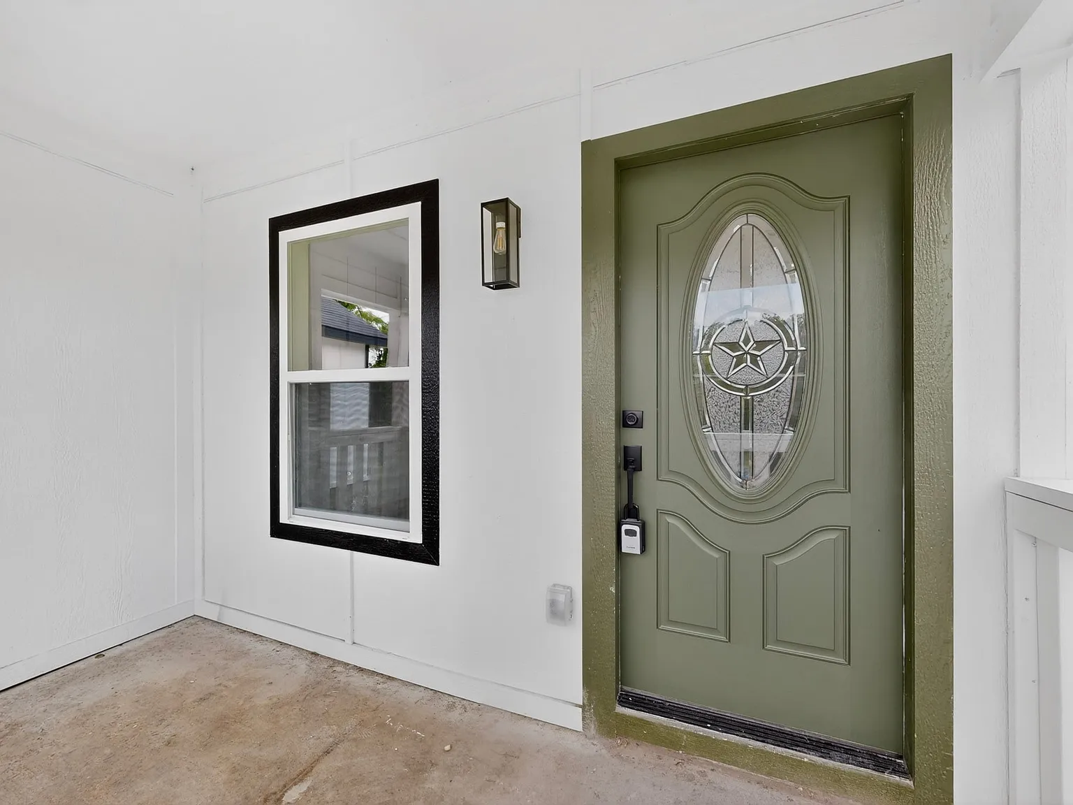 3 bed, 1457 sqft, $2,699 — Photo 4