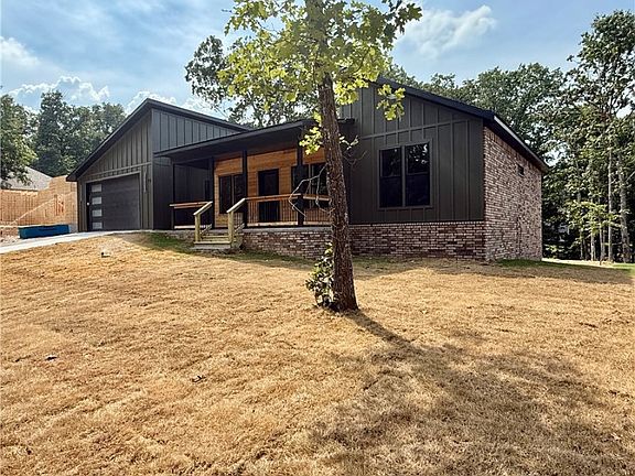 5th image of 53 Berkshire Dr