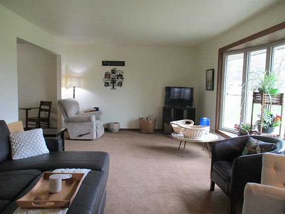2nd image of 6267 Deepwood Dr