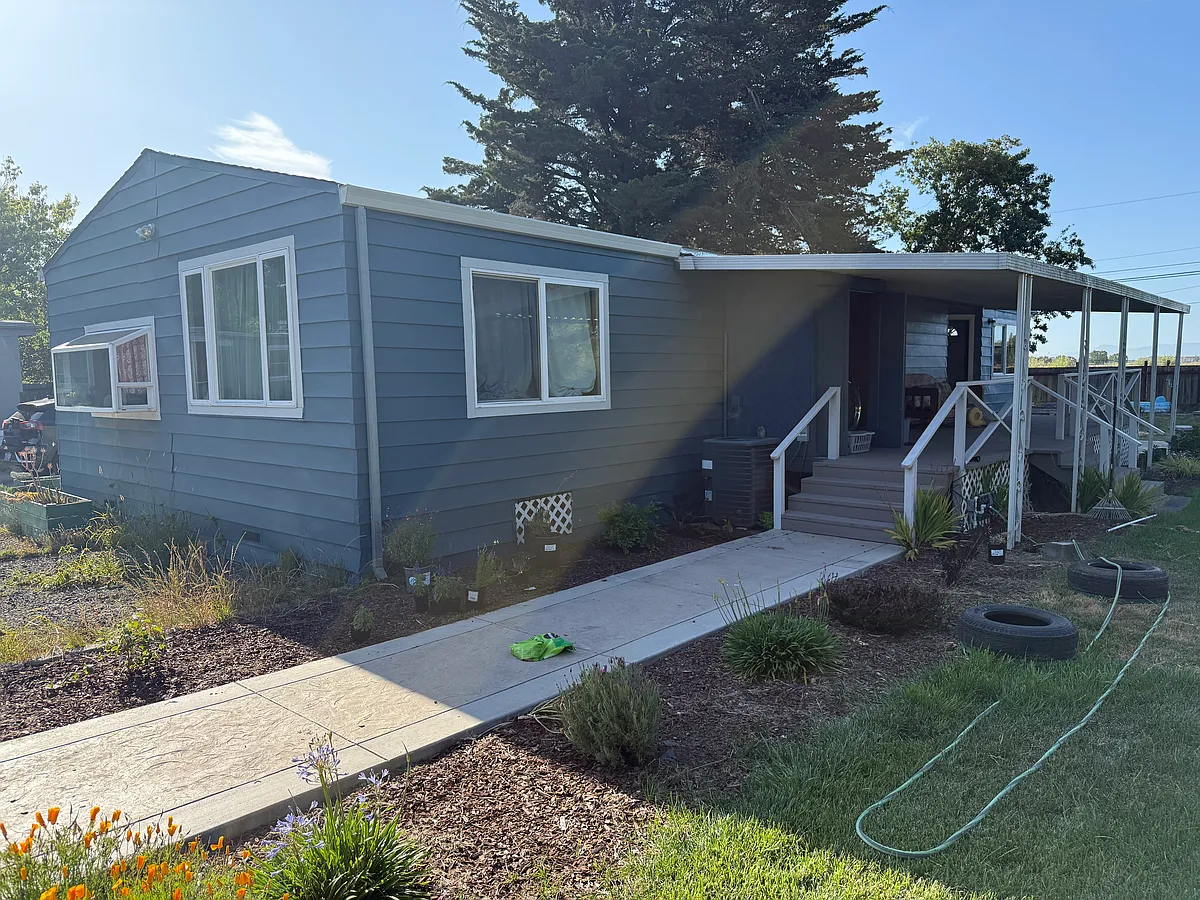 Building Photo - 1300 Ludwig Ave #2