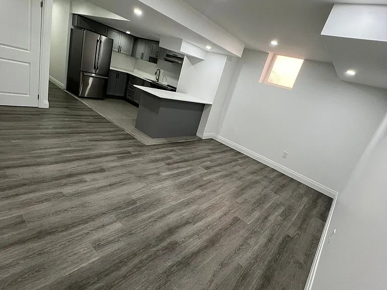 126 Frank Kelly Dr #BASEMENT — Photo 21