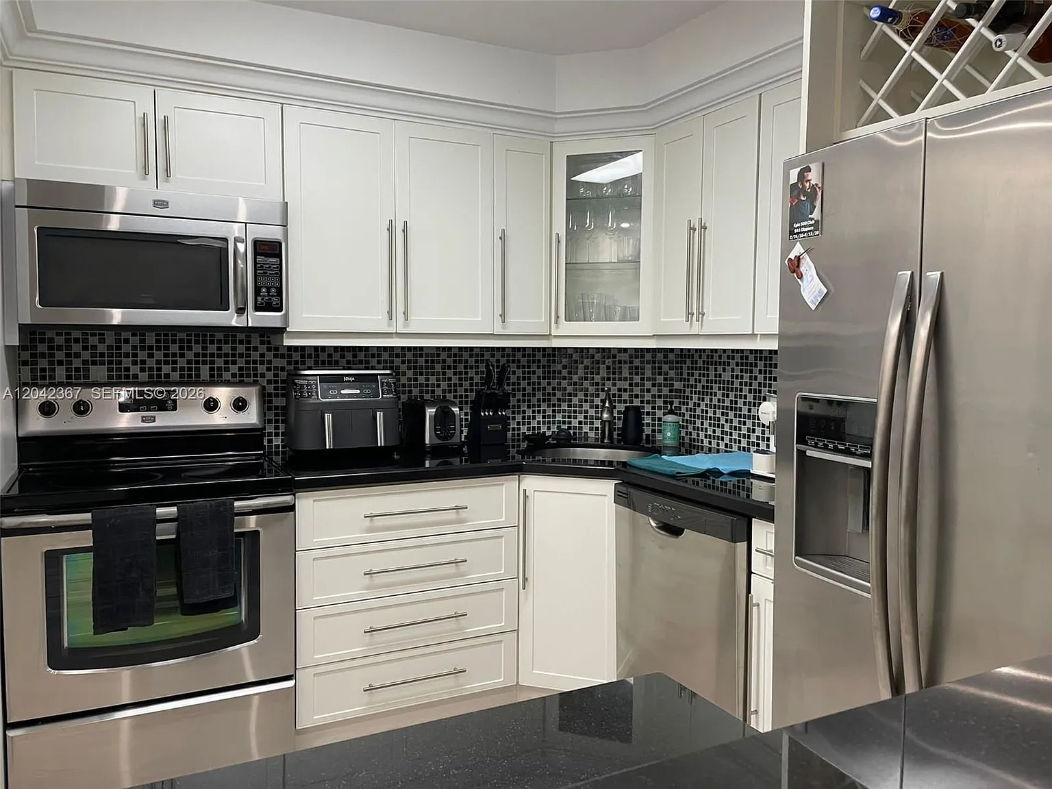 Brickell Bay Club Condo — Photo 3