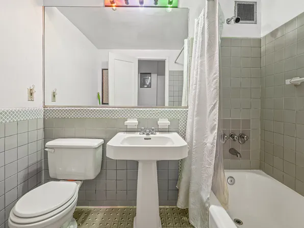 209 Clinton Avenue image 6 of 16