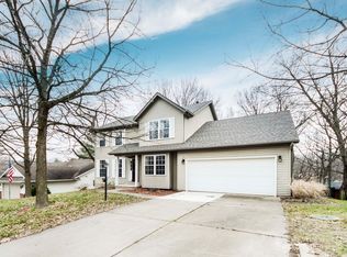228 Castle Ln, East Peoria, IL 61611