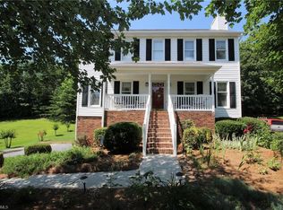 7037 Avenbury Cir, Kernersville, NC 27284
