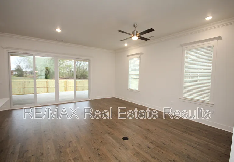 1900 W Saddlebrook Ln — Photo 7