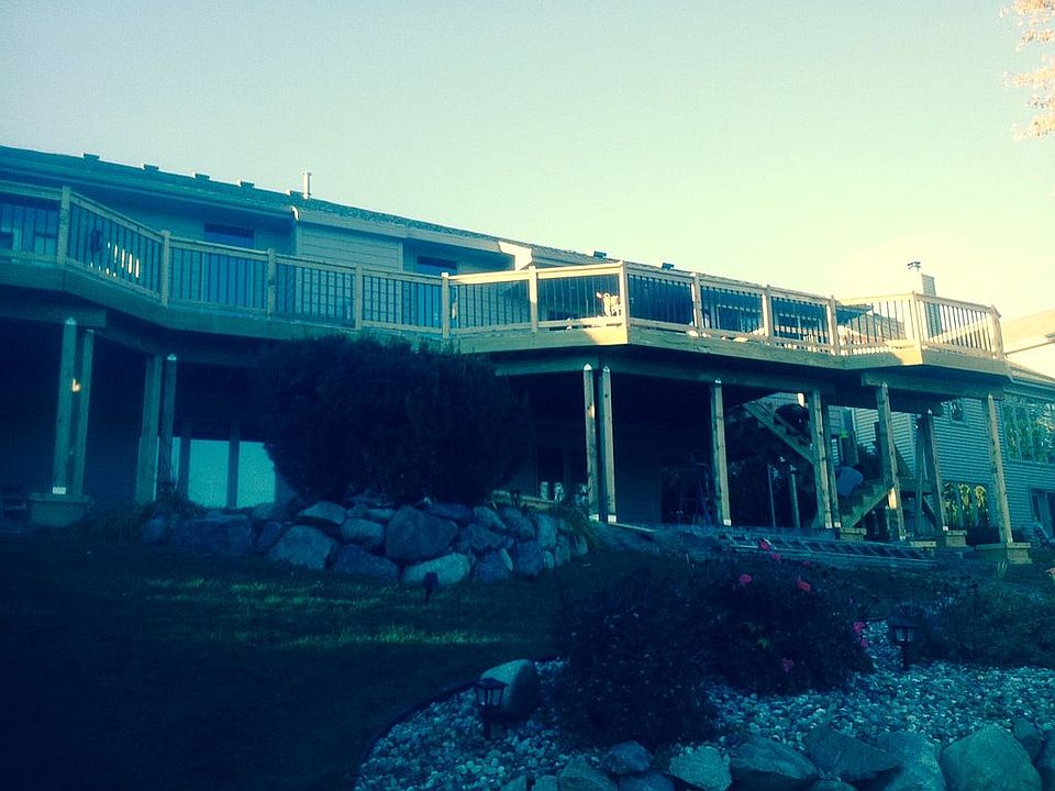 2nd image of 505 NW Boulder Brook Dr