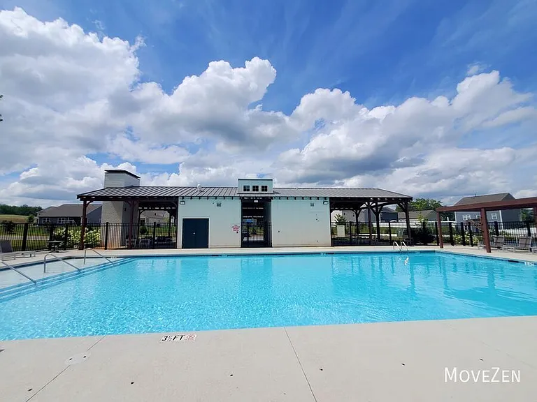 349 Silicon Dr — Photo 5