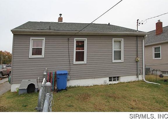 5th image of 229 E McCasland Ave
