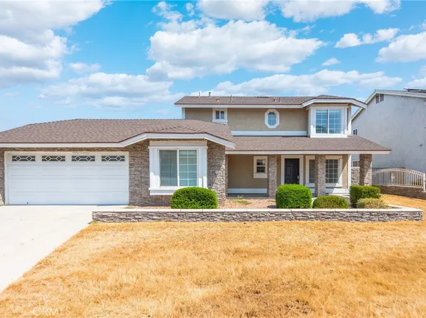 15858 Montgomery Dr, Fontana, CA 92336