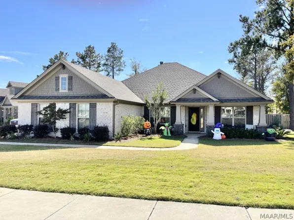 9399 Crescent Lodge Cir, Pike Road, AL 36064