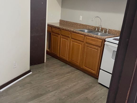 4th image of 2194 National Rd APT 6