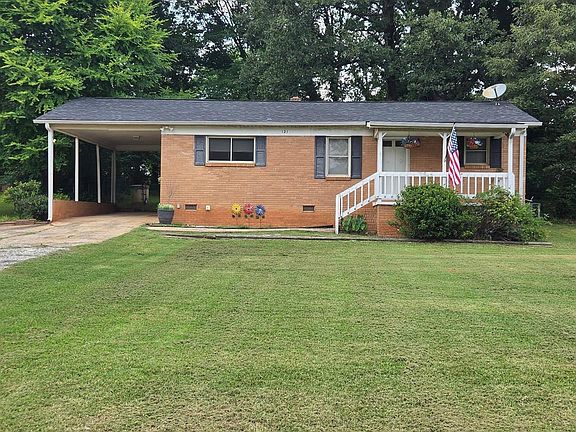 4th image of 121 Randolph Rd