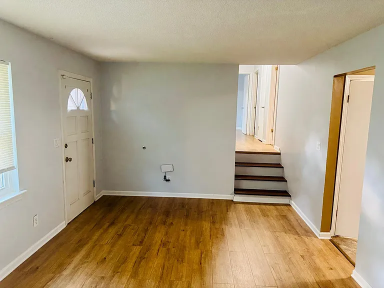 5958 Congress Ln — Photo 2