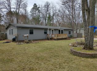 6647 Nottingham Dr, Grayling, MI 49738